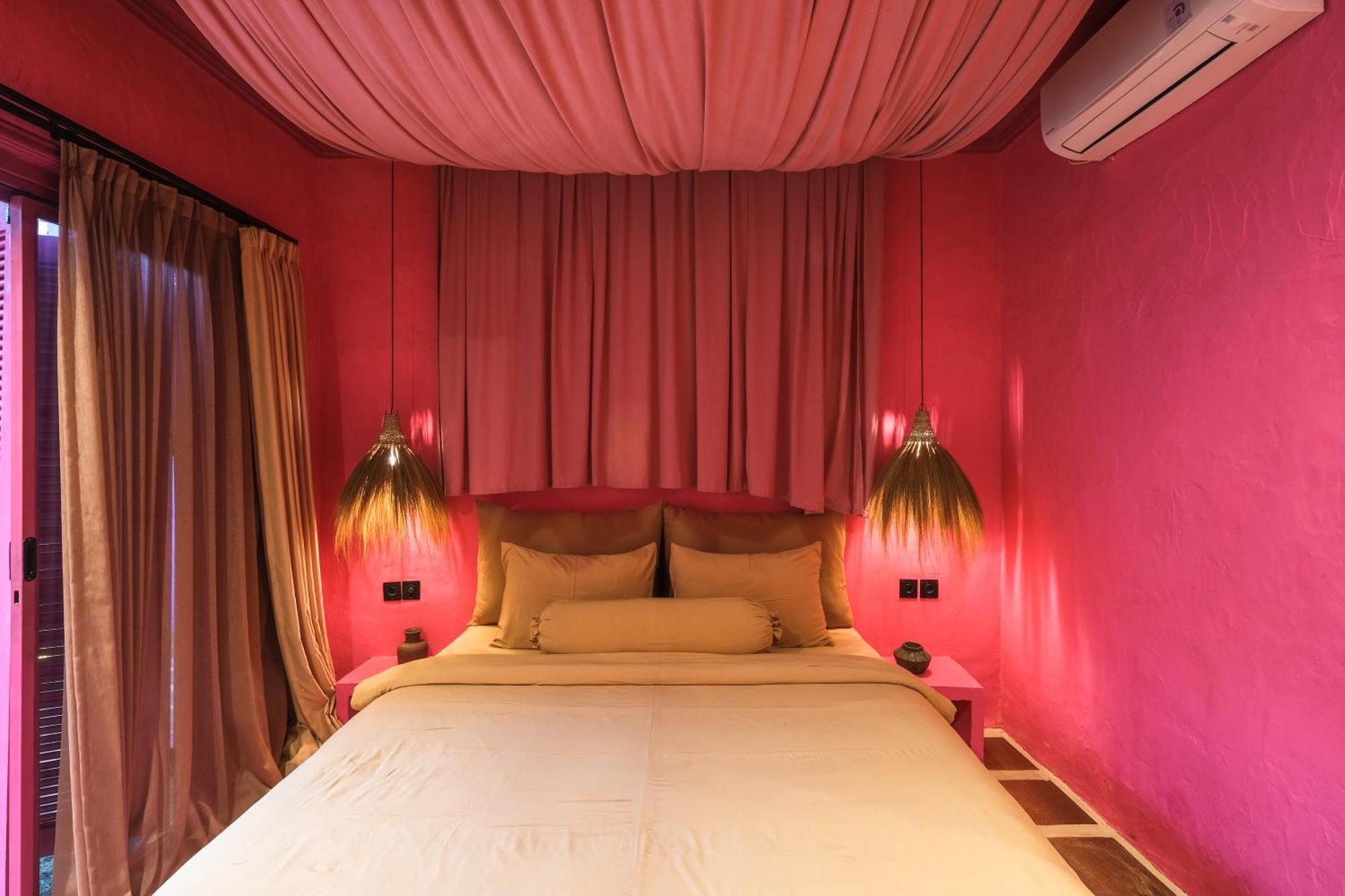 El Barrio Boutique Hotel & Bar Canggu Exteriör bild