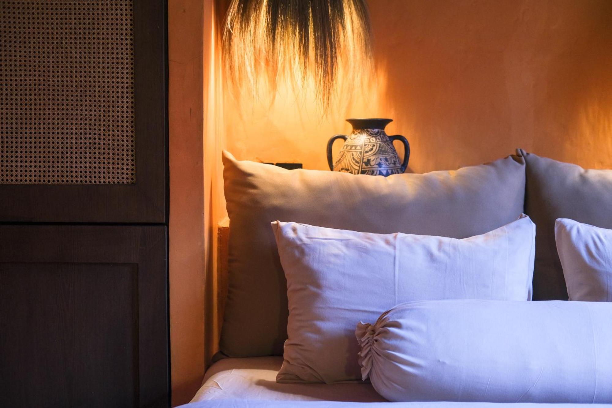 El Barrio Boutique Hotel & Bar Canggu Rum bild